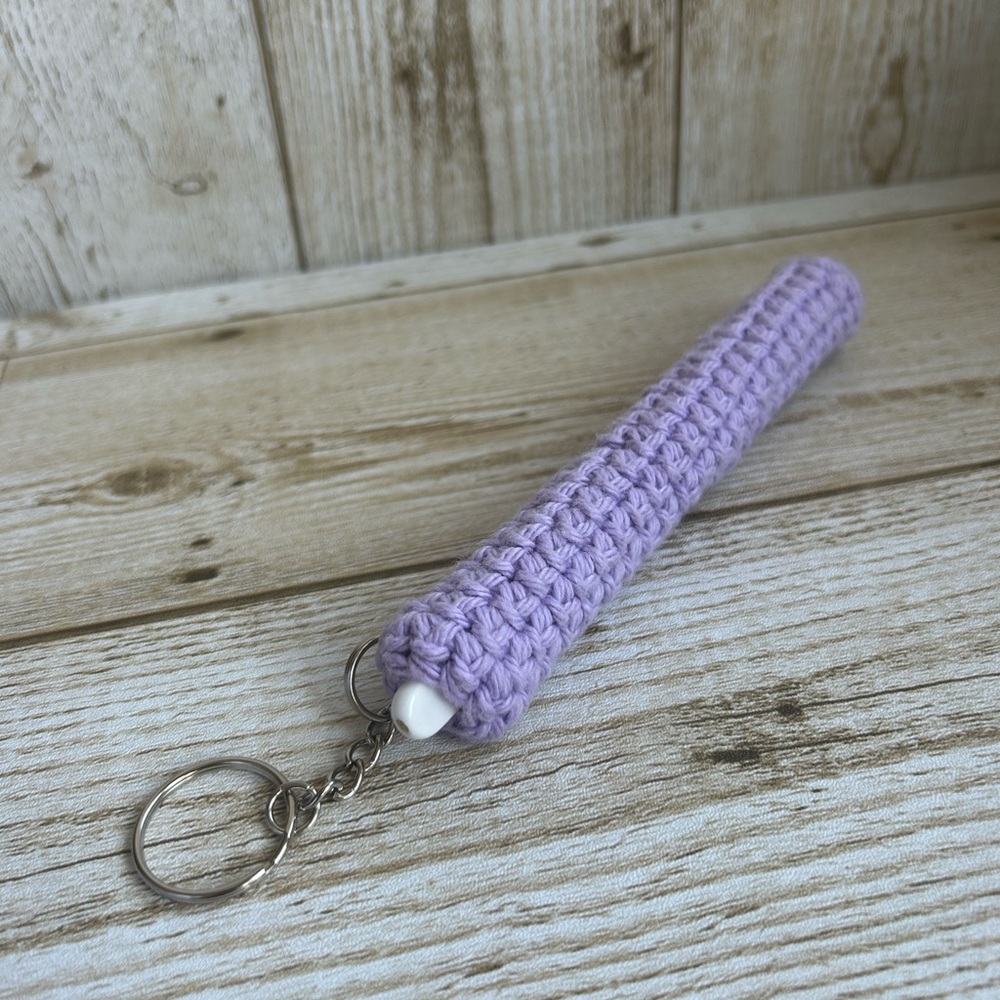 Lavender Crochet Pen Keychain
